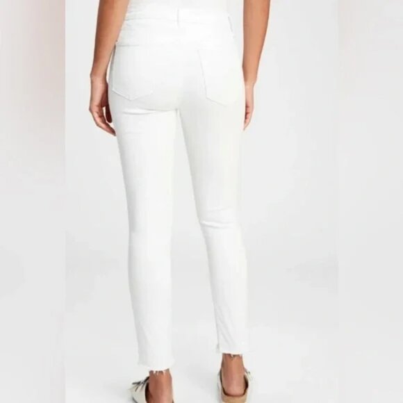 Gap Women's True Skinny Mid Rise White Jeans - Picture 3 of 9
